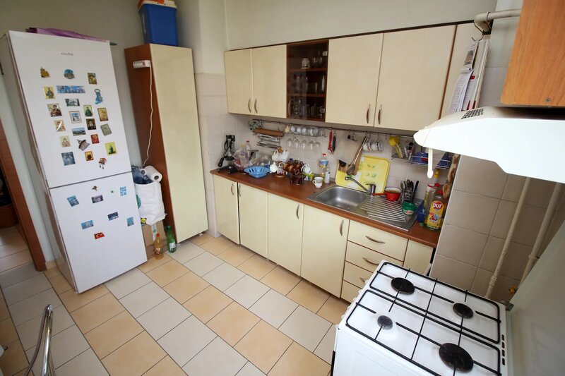 Crangasi Ceahlaul, 3 camere modificat din 4, centrala proprie, mobilat