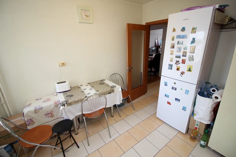 Crangasi Ceahlaul, 3 camere modificat din 4, centrala proprie, mobilat